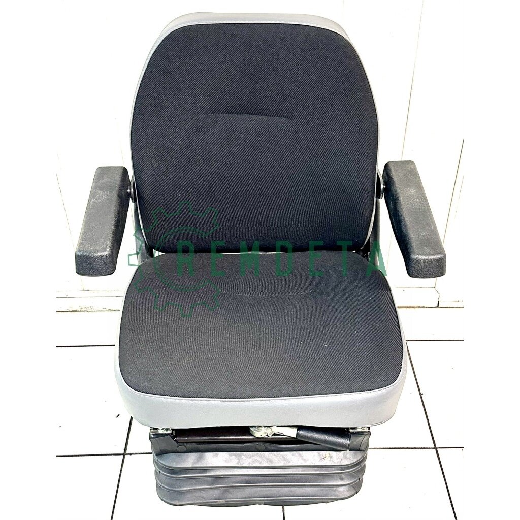 Iste kangas käetugedega MTZ 80-6800010-0  50-130kg