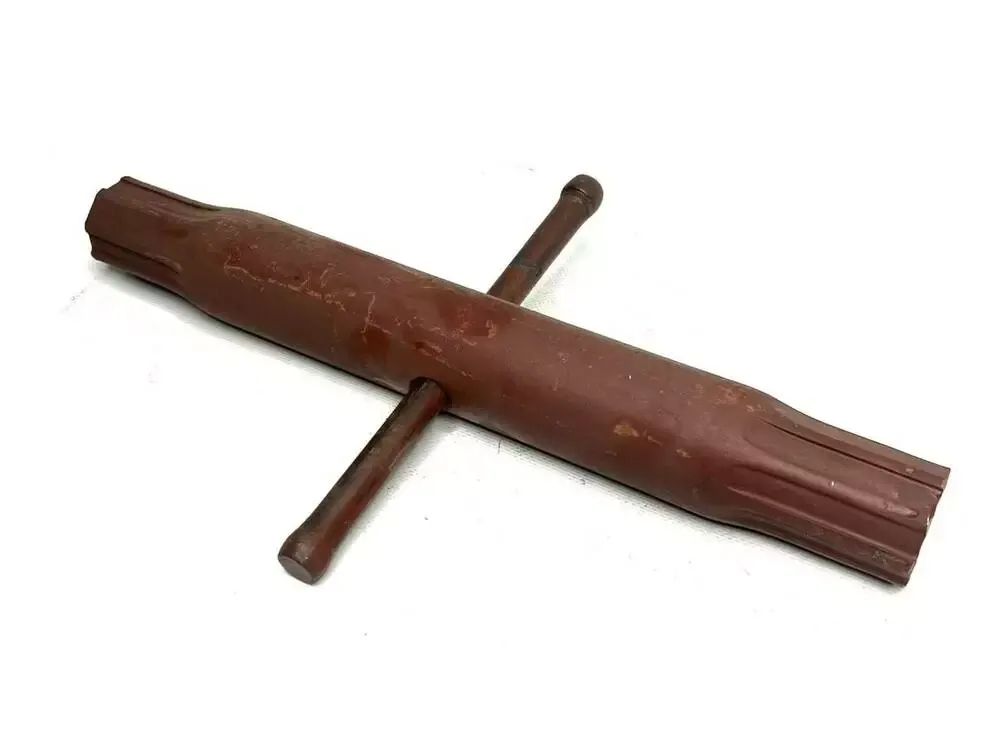 Kesktõmmitsa toru MTZ  A61.03.100